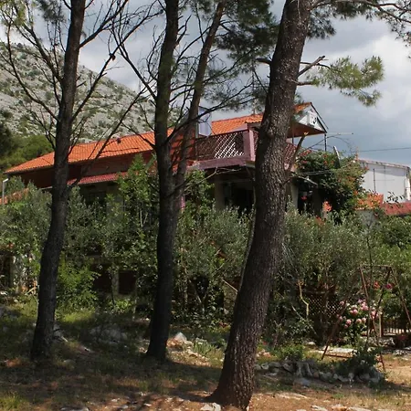 6585b Apartman *